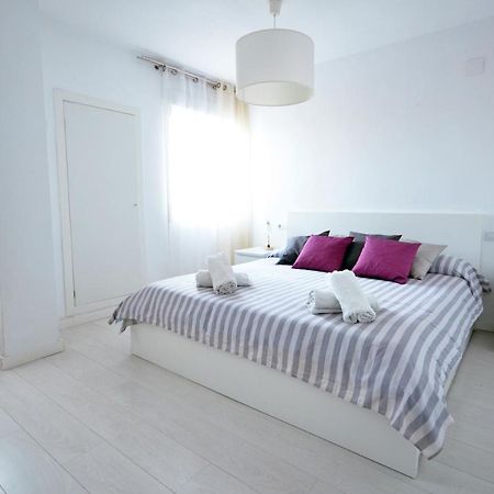 Modern Apartment In Valencia Exterior photo